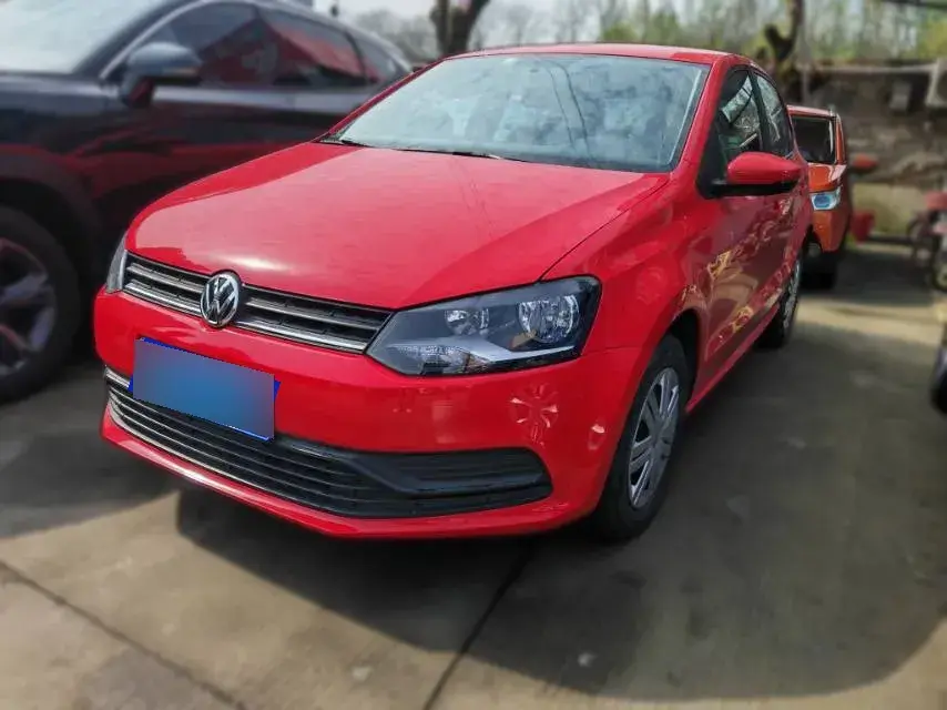 2016 Volkswagen Polo 1.4L 90HP L4 6AT