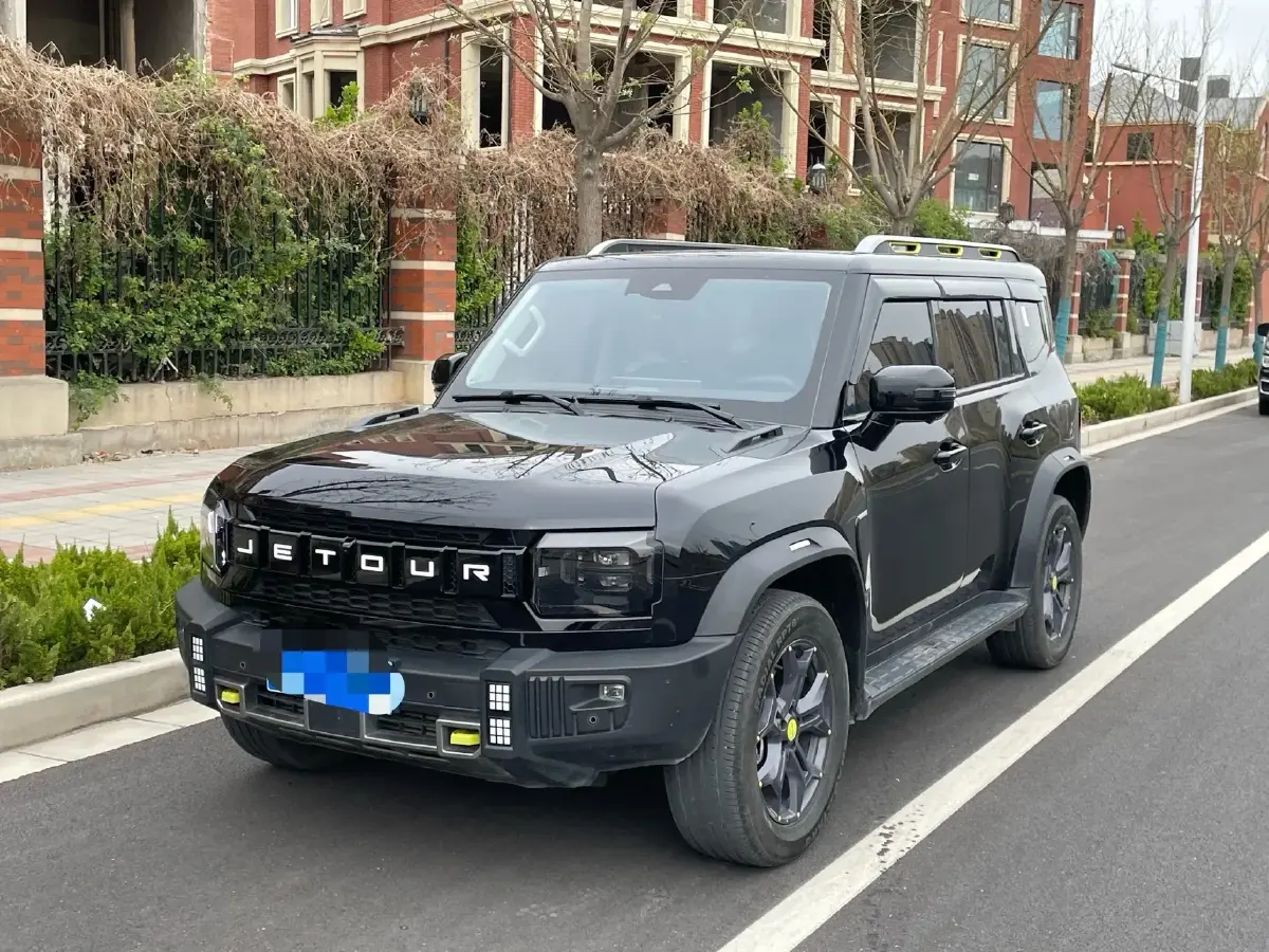 2023 Jetour Traveller 2.0T 254HP L4 7DCT