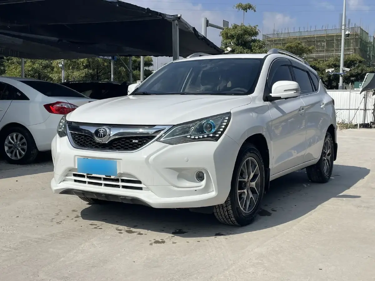 2016 BYD Song 1.5T 154HP L4 6MT