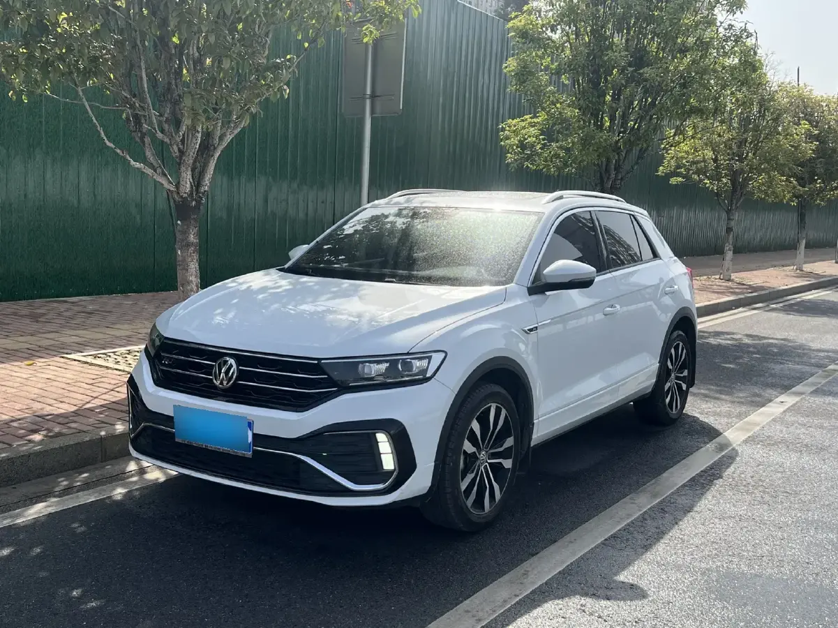 2019 Volkswagen T-Roc 1.4T 150HP L4 7DCT