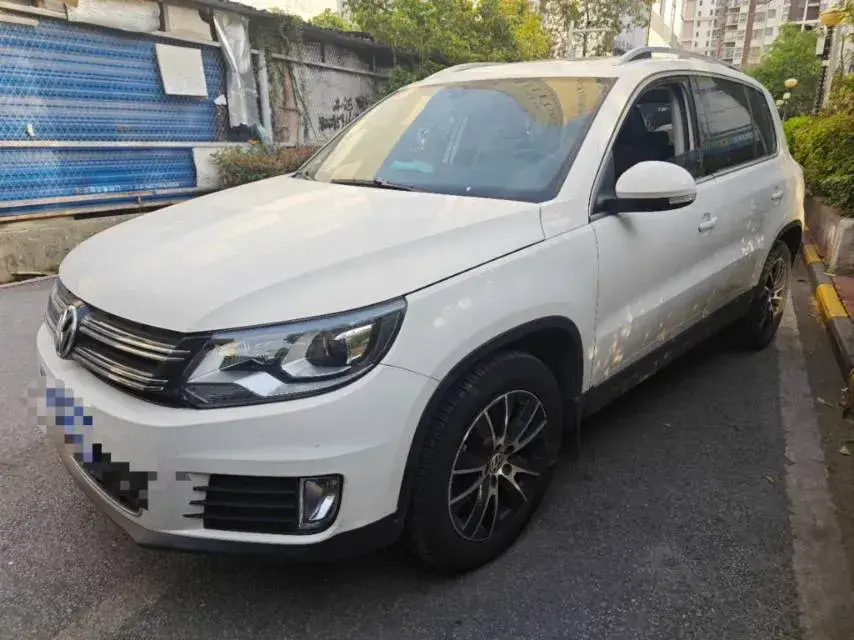 2015 Volkswagen Tiguan 1.8T 160HP L4 6AT