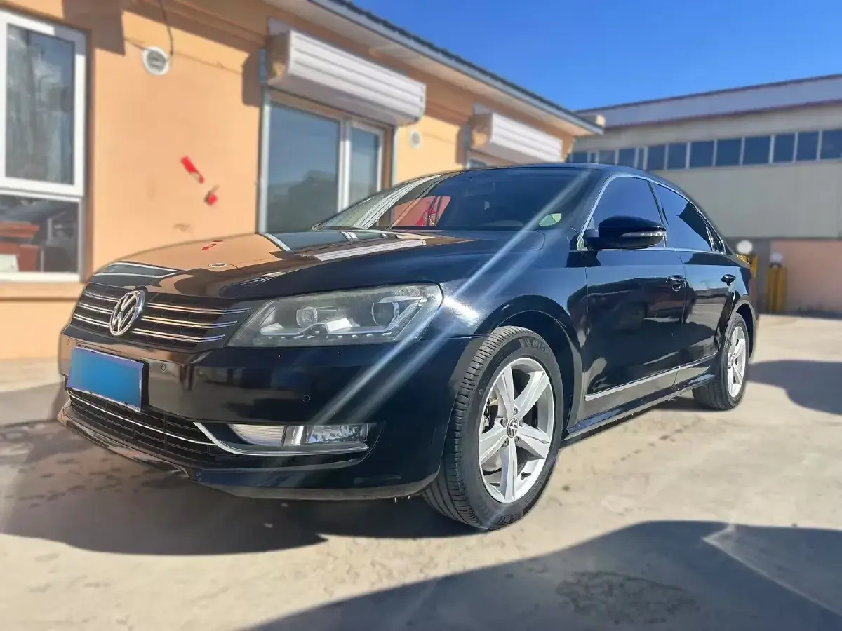 2013 Volkswagen Passat 1.8T 160HP L4 7DCT