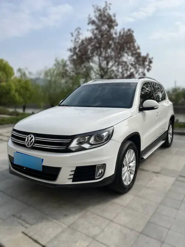 2015 Volkswagen Tiguan 1.8T 160HP L4 6AT
