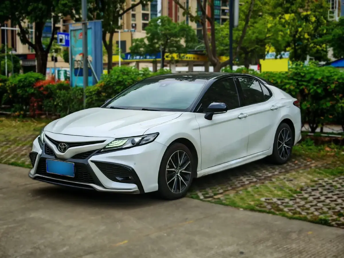 2021 Toyota Camry 2.0L 178HP L4 CVT