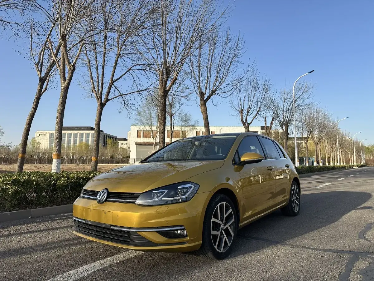 2018 Volkswagen Golf 1.4T 150HP L4 7DCT