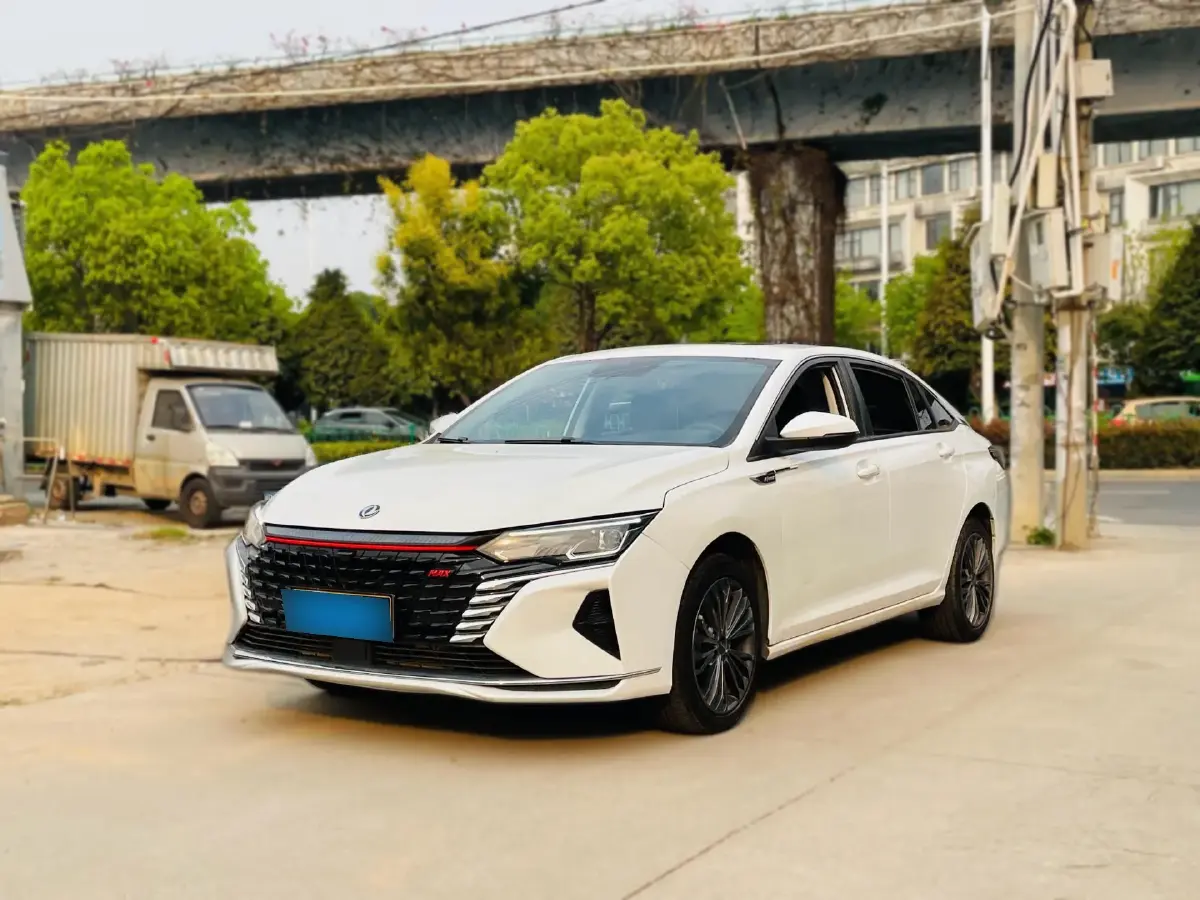 2022 DongFeng Aeolus YiXuan MAX 1.5T 190HP L4 7DCT