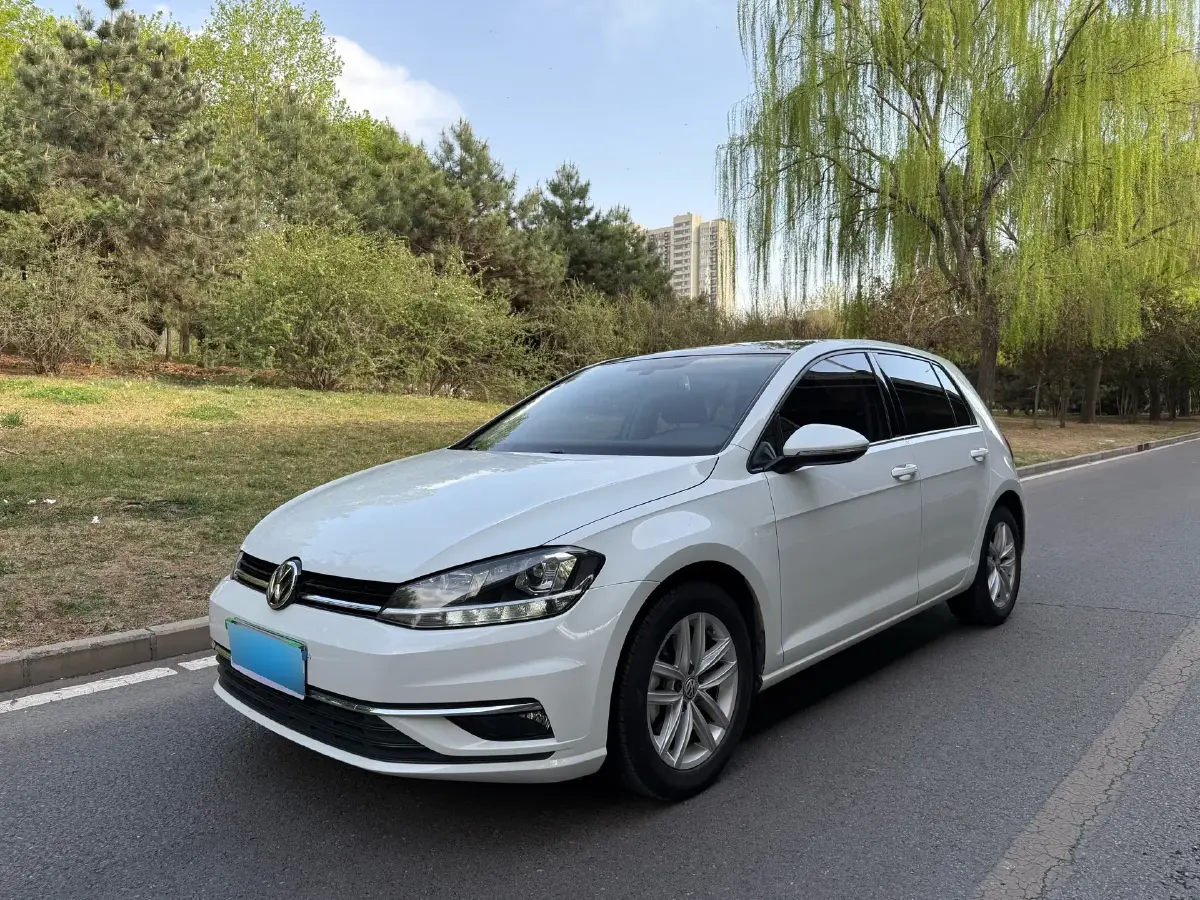 2019 Volkswagen Golf 1.4T 150HP L4 7DCT