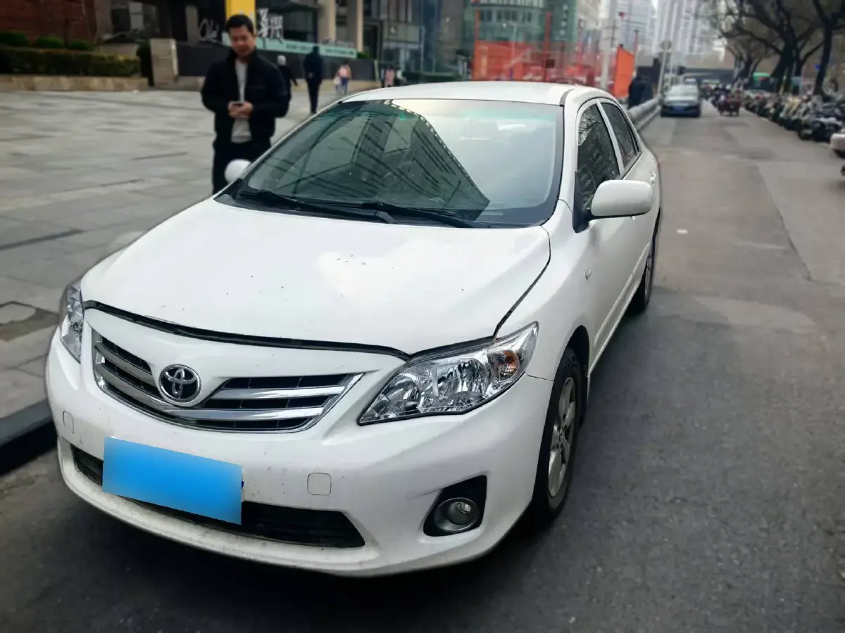 2011 Toyota Corolla 1.8L 140HP L4 CVT