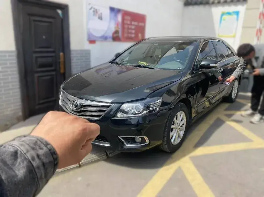 2013 Toyota Camry 2.0L 147HP L4 4AT