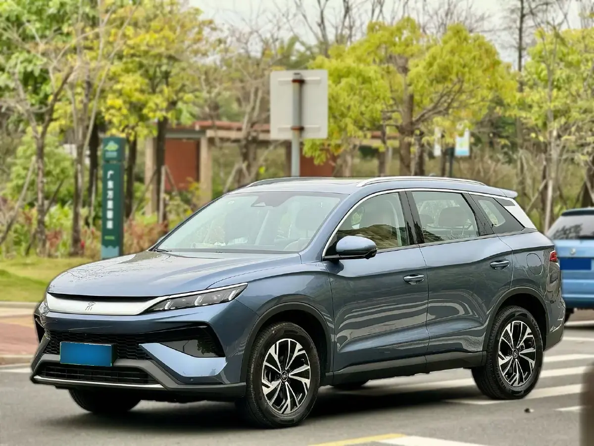 2025 BYD Song Pro 1.5L 101HP L4 E-CVT PHEV 18.3KWH