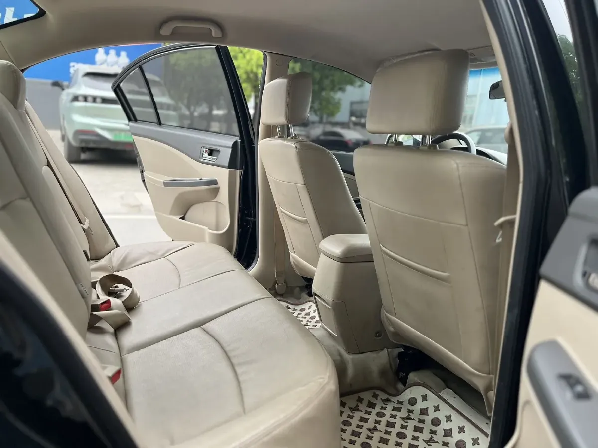 2012 Chery E5 1.8L 132HP L4 CVT,autocango,china used car exporter,china ev exporter,chinese used car exporter,chinese used ev exporter