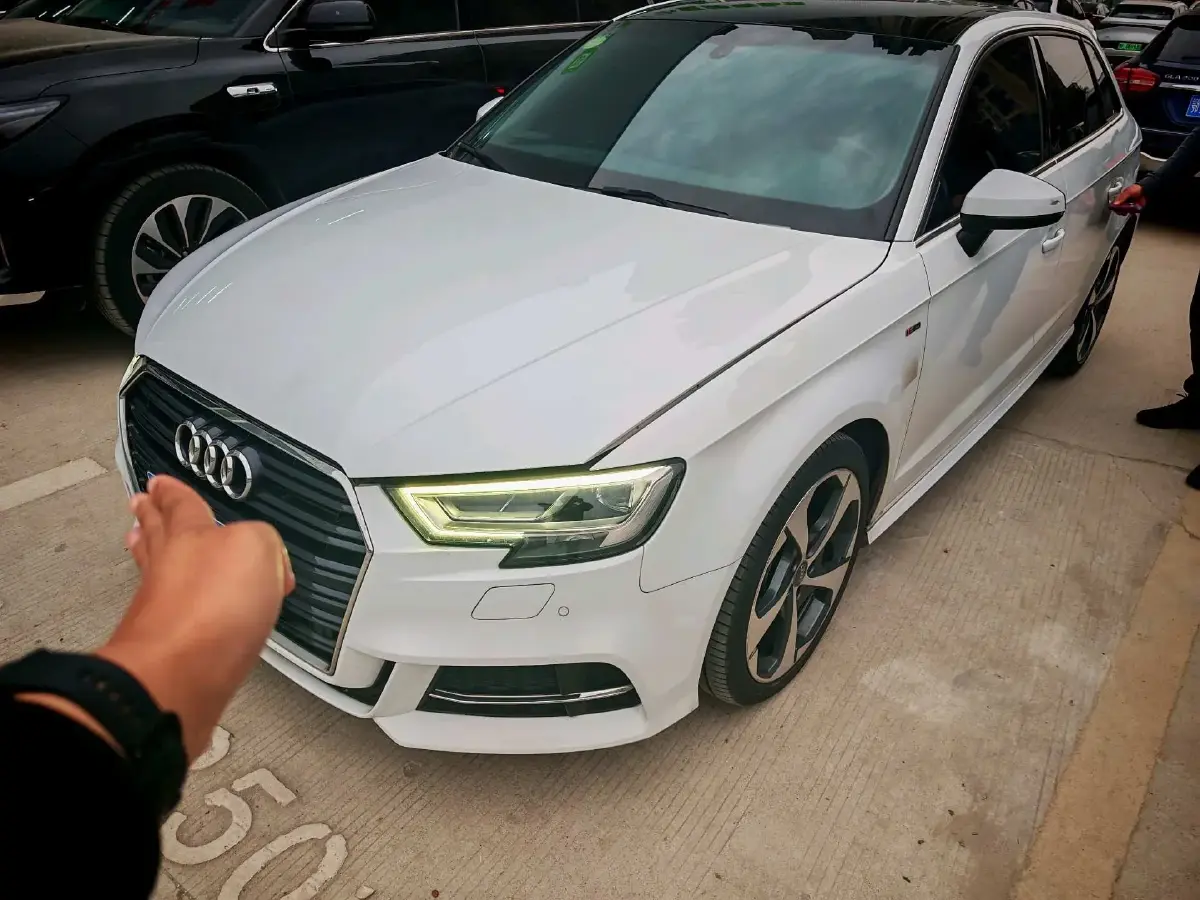 2025 Audi A3 1.5T 160HP L4 7DCT