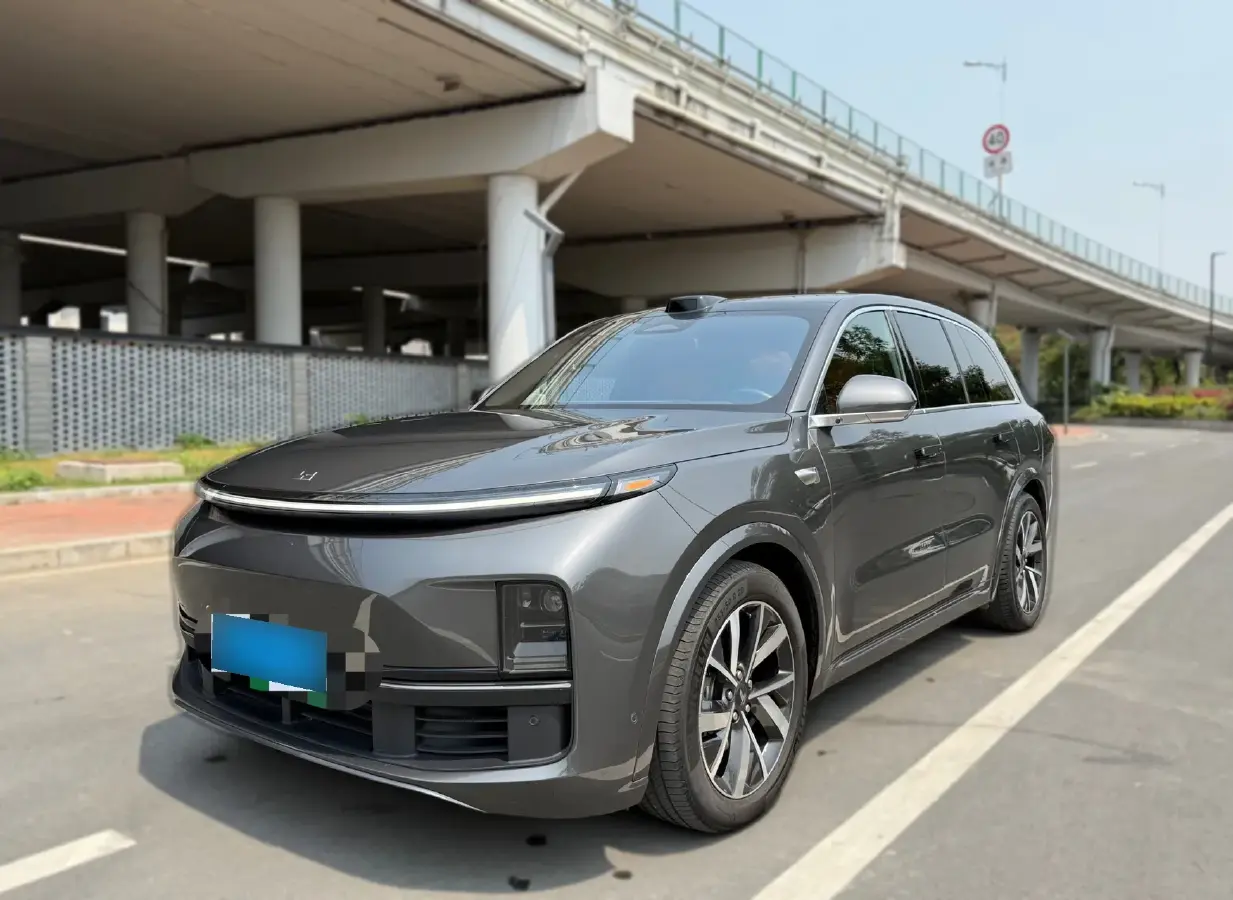 2023 Li L8 Range Extended 154HP REEV 40.9KWH