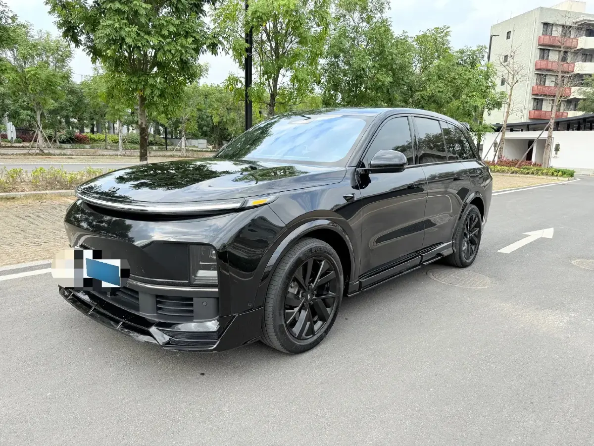 2023 Li L8 Range Extended 154HP REEV 40.9KWH