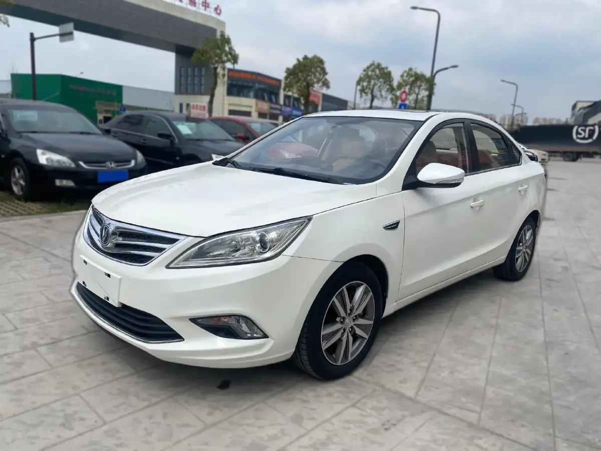 2015 ChangAn Eado 1.6L 125HP L4 4AT