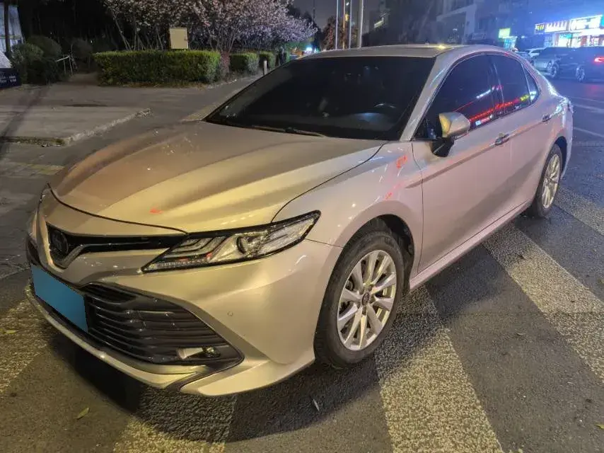 2019 Toyota Camry 2.0L 178HP L4 CVT