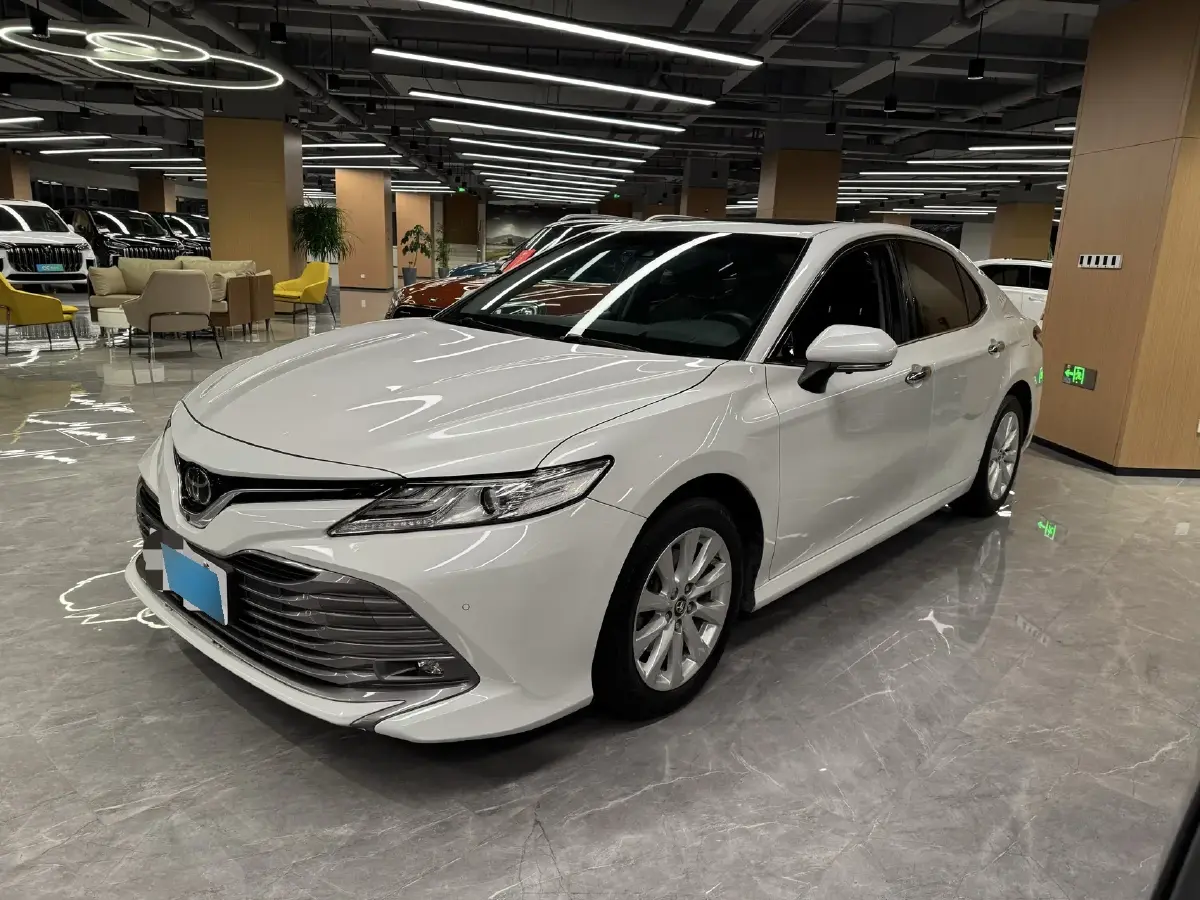 2018 Toyota Camry 2.0L 169HP L4 6AT