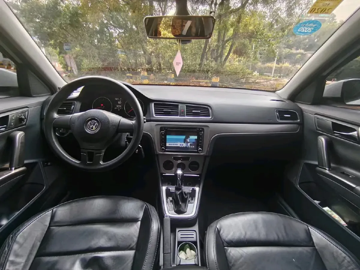 2013 Volkswagen Lavida 1.4T 131HP L4 7DCT,autocango,china used car exporter,china ev exporter,chinese used car exporter,chinese used ev exporter