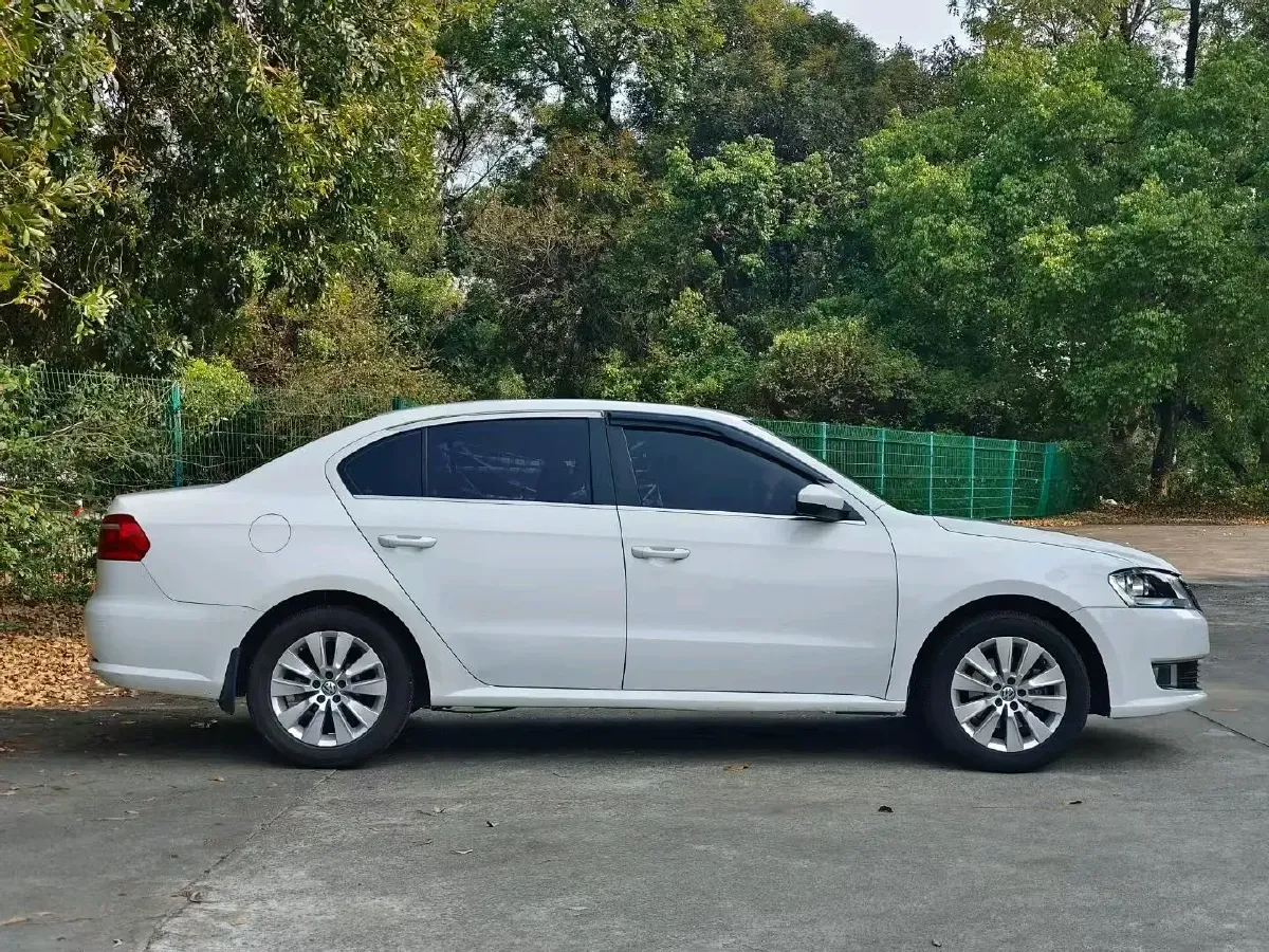 2013 Volkswagen Lavida 1.4T 131HP L4 7DCT,autocango,china used car exporter,china ev exporter,chinese used car exporter,chinese used ev exporter