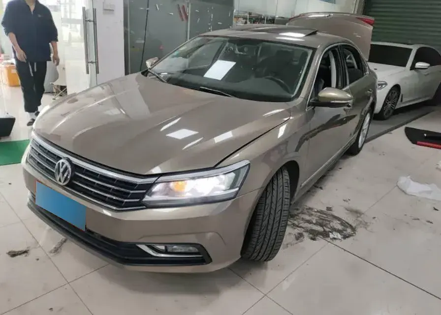 2017 Volkswagen Passat 1.8T 180HP L4 7DCT