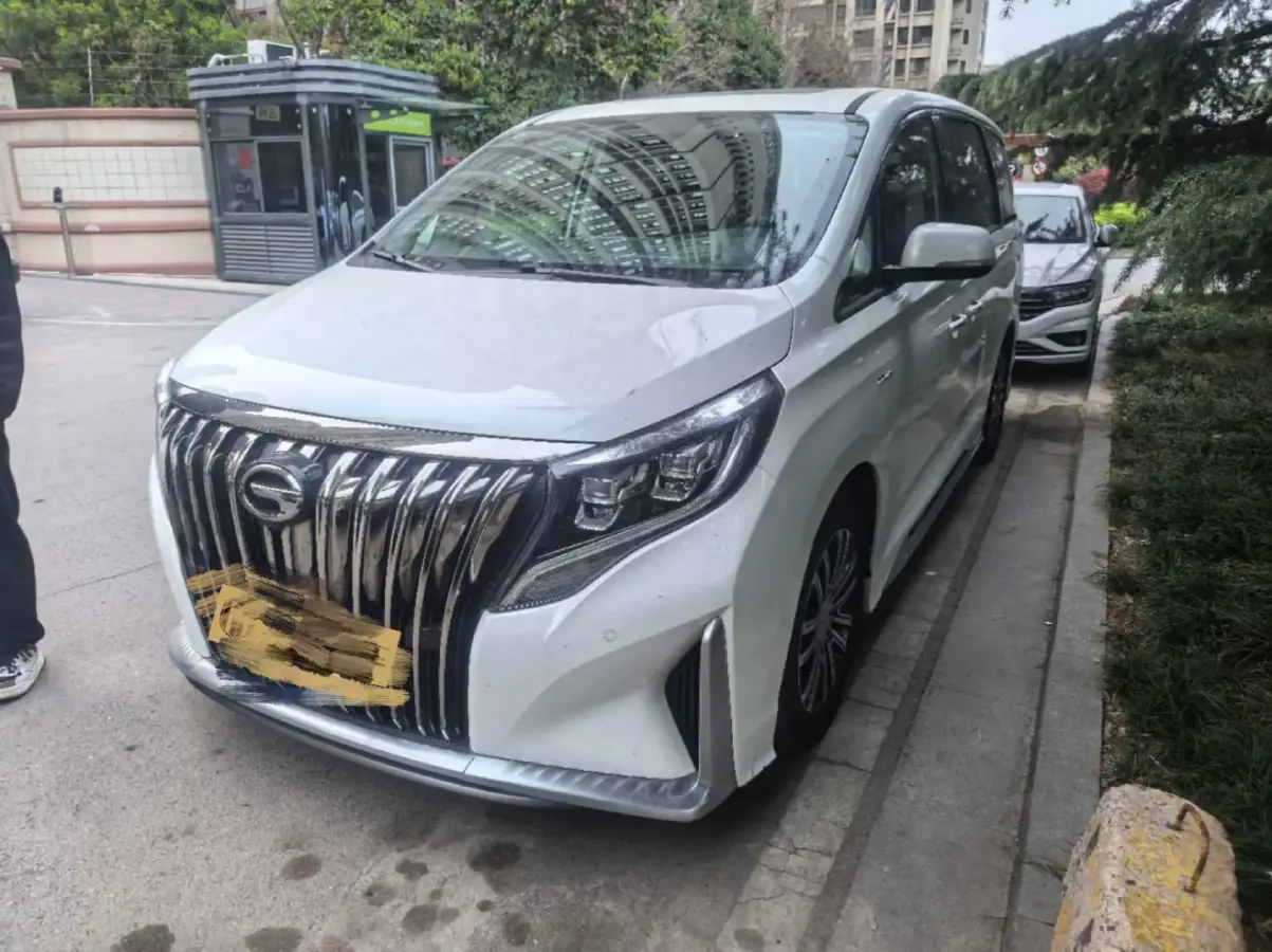 2021 GAC Trumpchi M8 2.0T 252HP L4 8AT