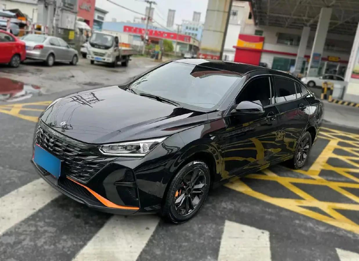 2023 DongFeng Aeolus YiXuan 1.5L 125HP L4 6DCT