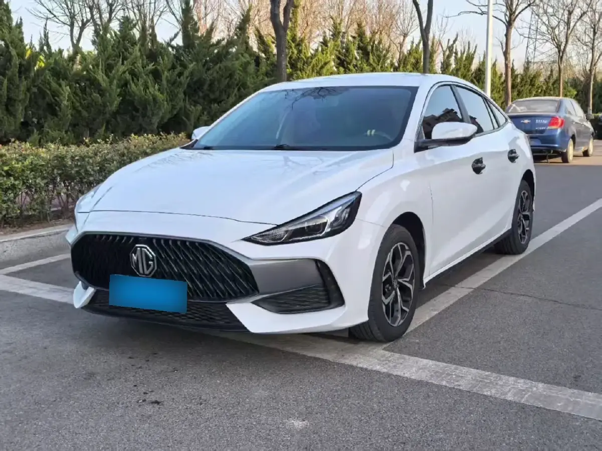 2022 MG 5 1.5L 120HP L4 5MT