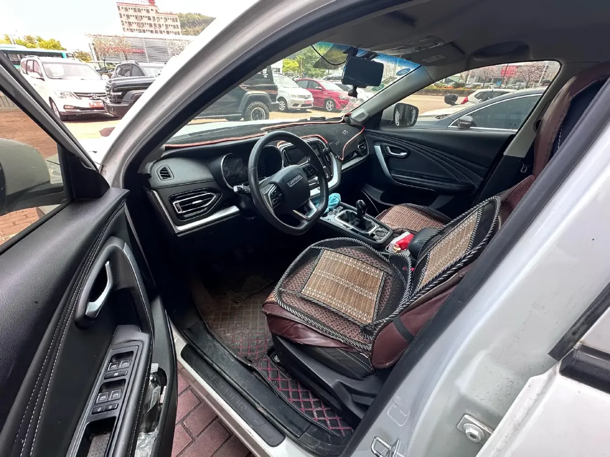 2020 Jetour X70 1.5T 156HP L4 6MT,autocango,china used car exporter,china ev exporter,chinese used car exporter,chinese used ev exporter