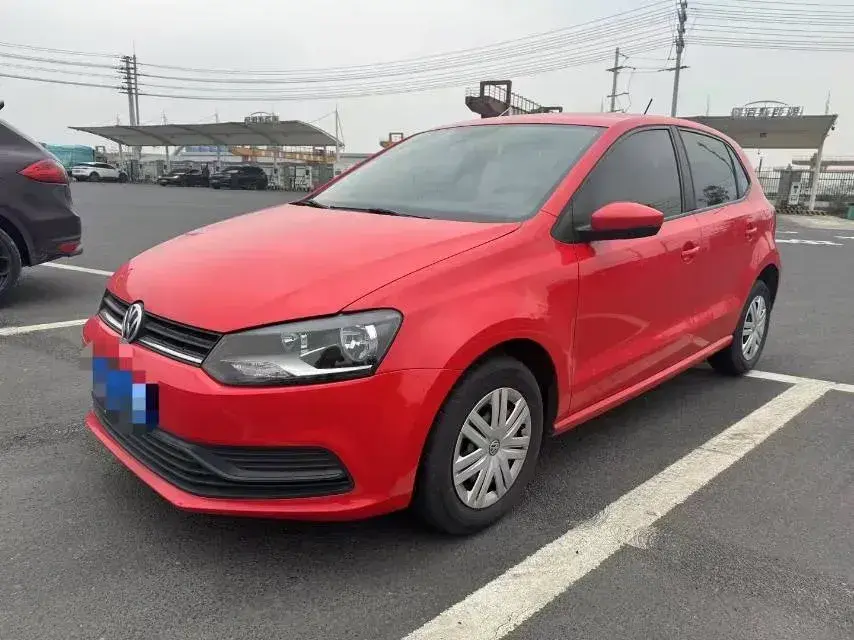 2016 Volkswagen Polo 1.4L 90HP L4 6AT