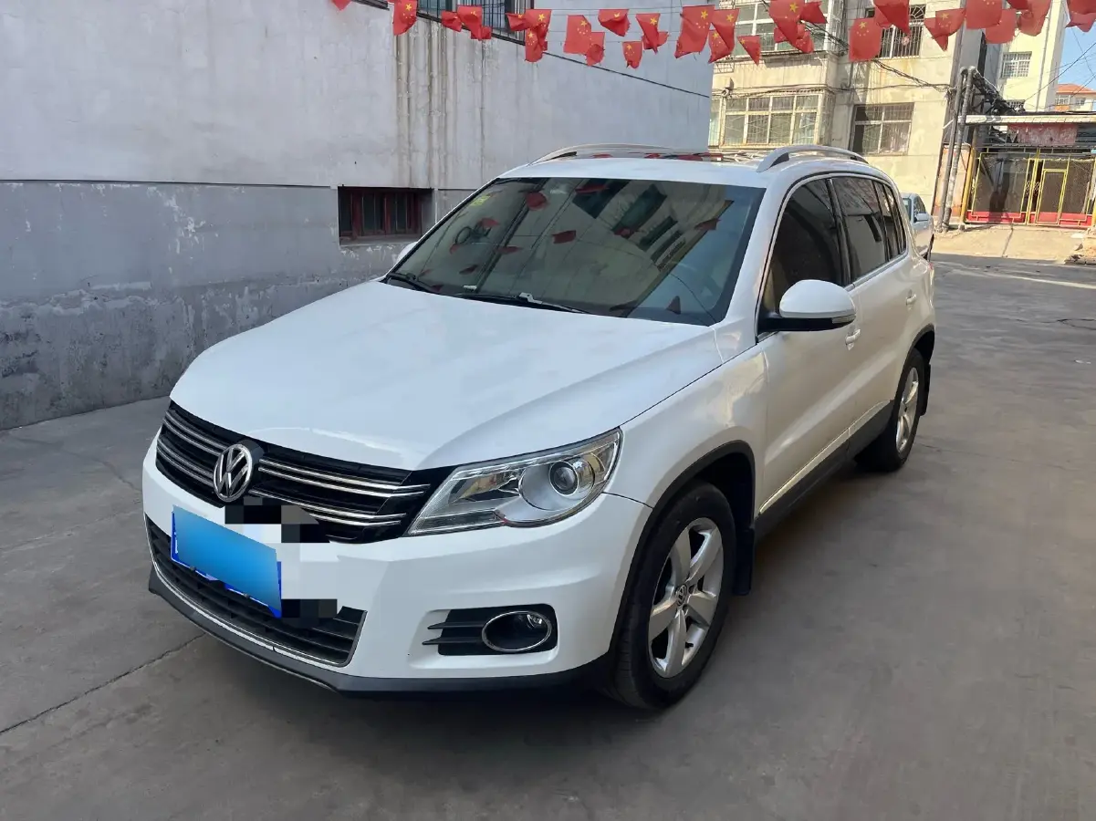 2012 Volkswagen Tiguan 1.8T 160HP L4 6AT