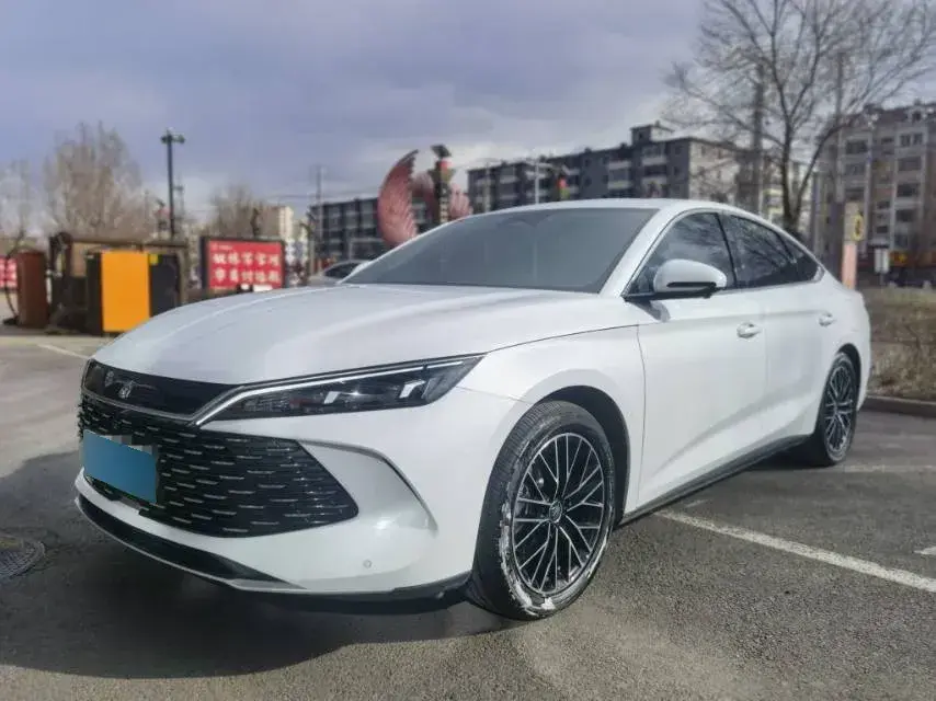 2024 BYD QinL 1.5L 101HP L4 E-CVT PHEV 15.87KWH