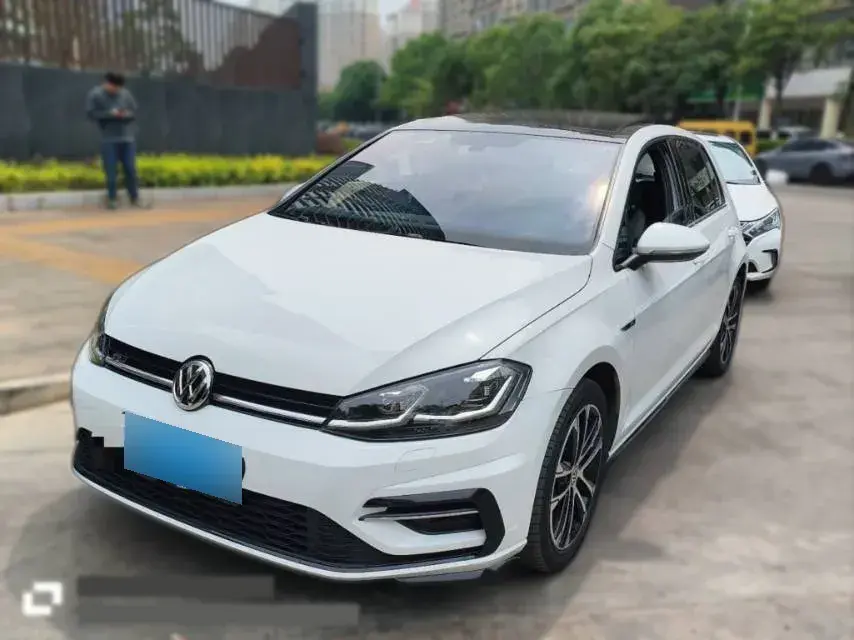2018 Volkswagen Golf 1.4T 150HP L4 7DCT