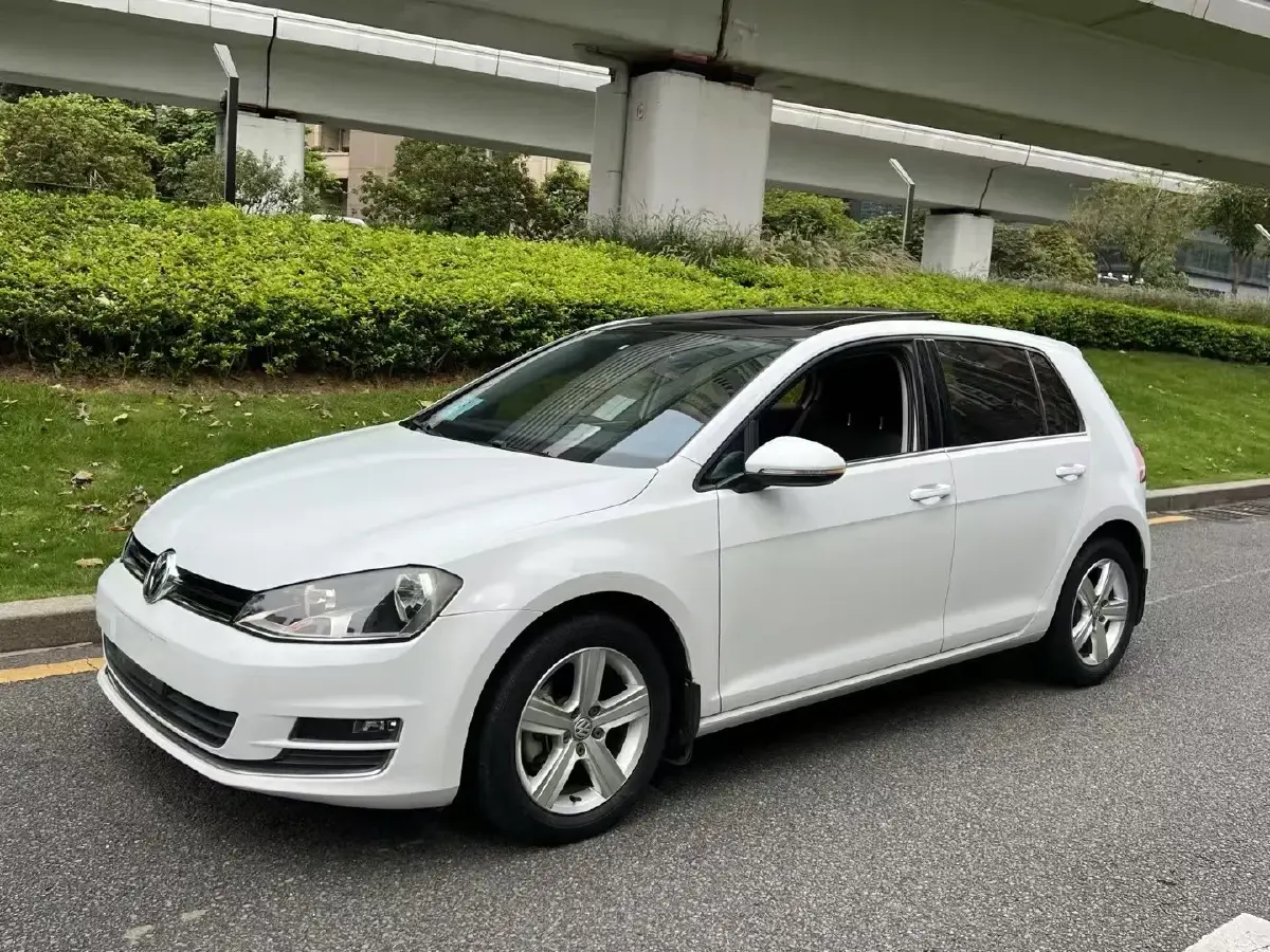 2016 Volkswagen Golf 1.4T 131HP L4 7DCT