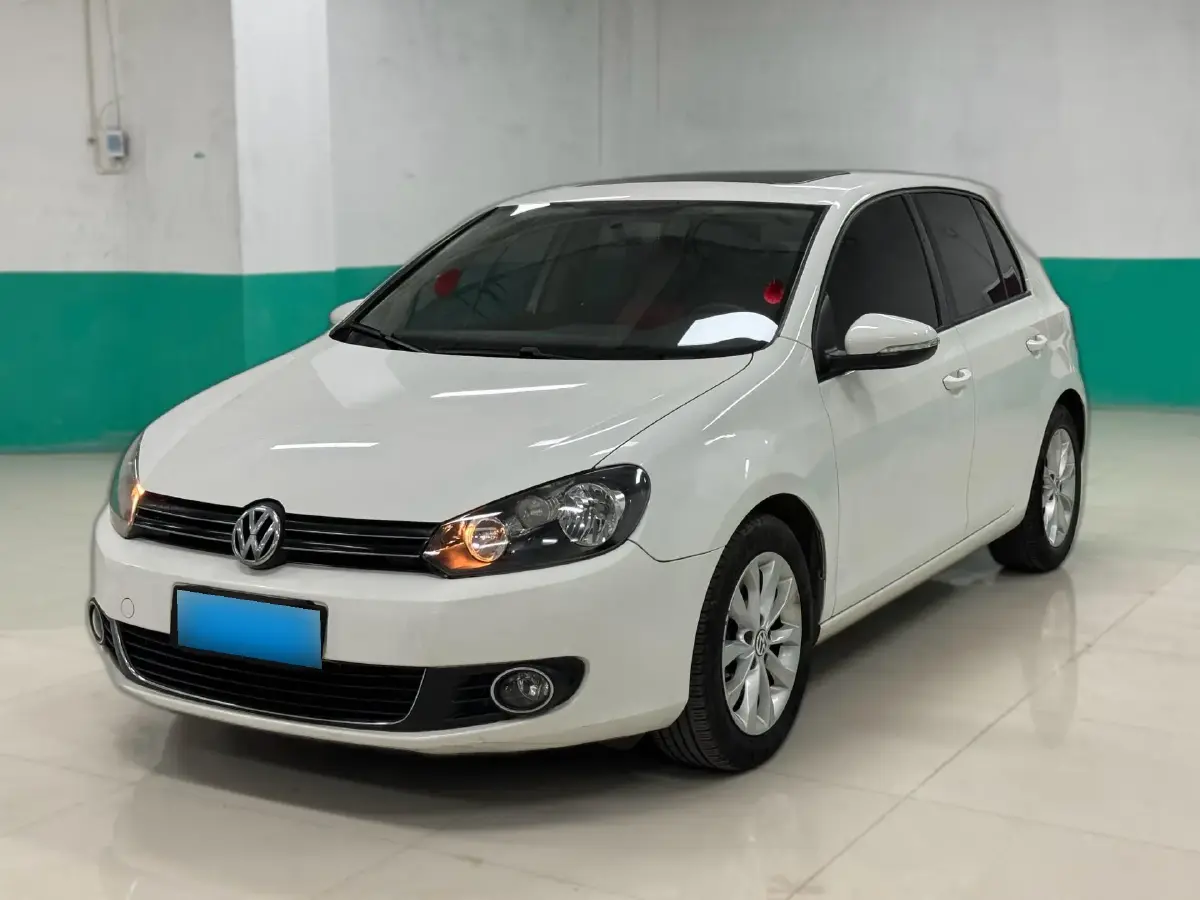 2012 Volkswagen Golf 1.4T 131HP L4 5MT