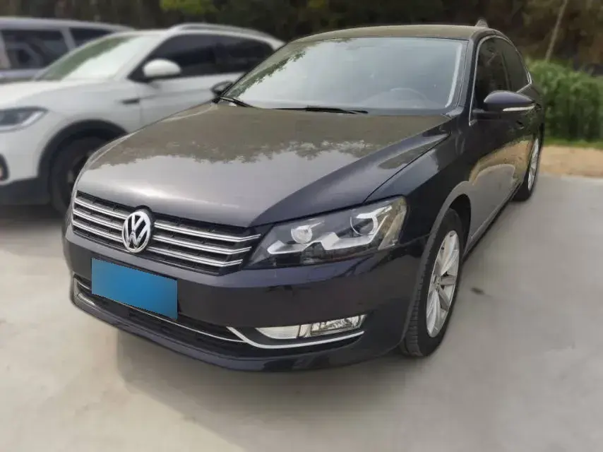 2014 Volkswagen Passat 1.8T 160HP L4 7DCT