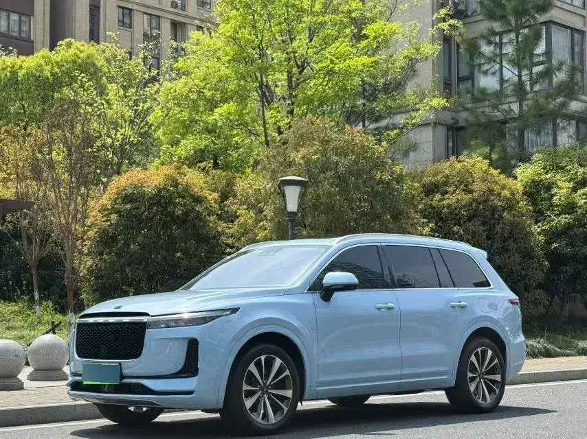 2020 Li ONE Range Extended 131HP REEV 40.5KWH