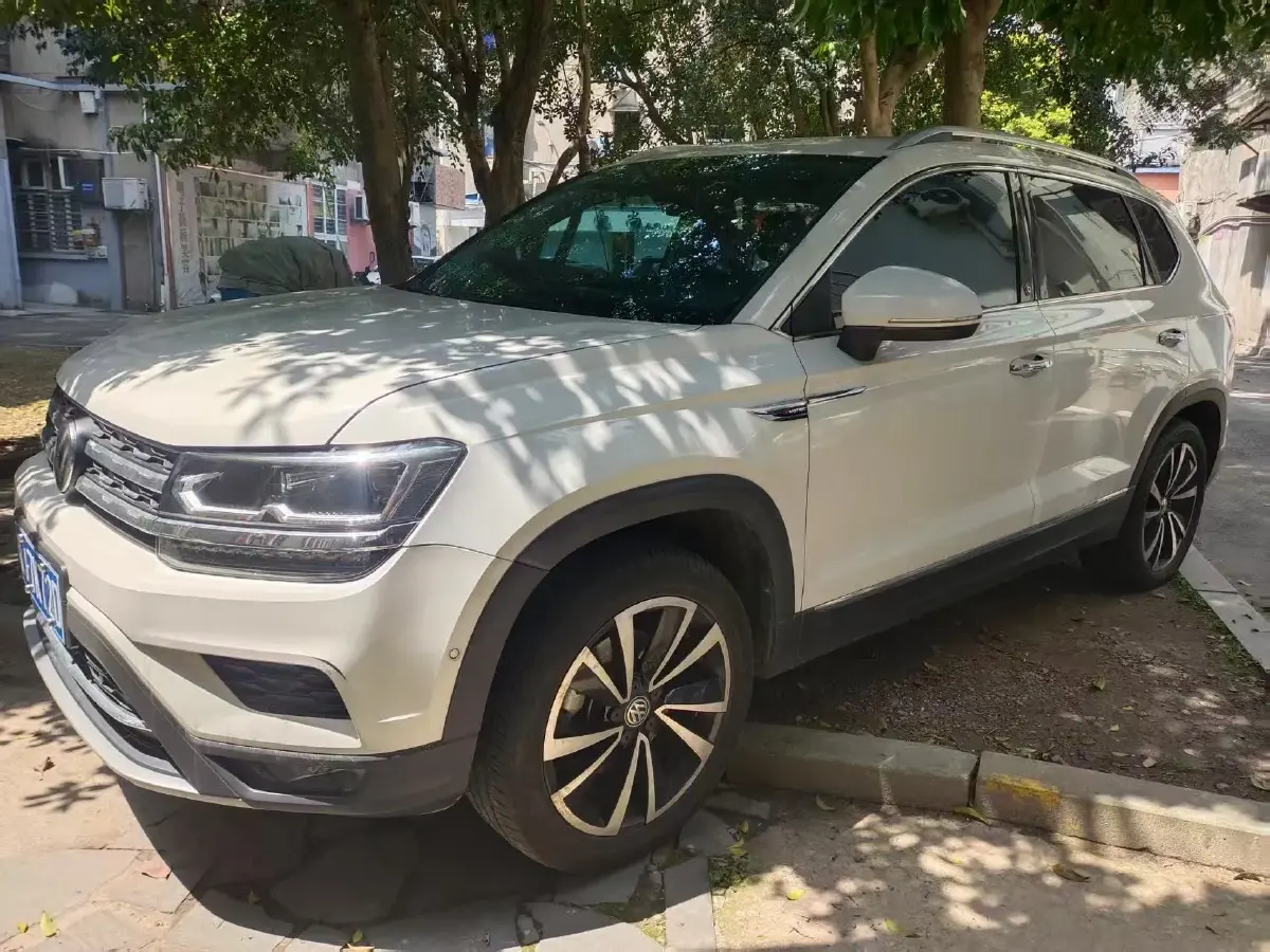 2019 Volkswagen Tharu 2.0T 186HP L4 7DCT