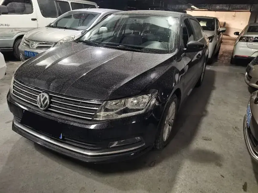 2015 Volkswagen Lavida 1.6L 110HP L4 6AT