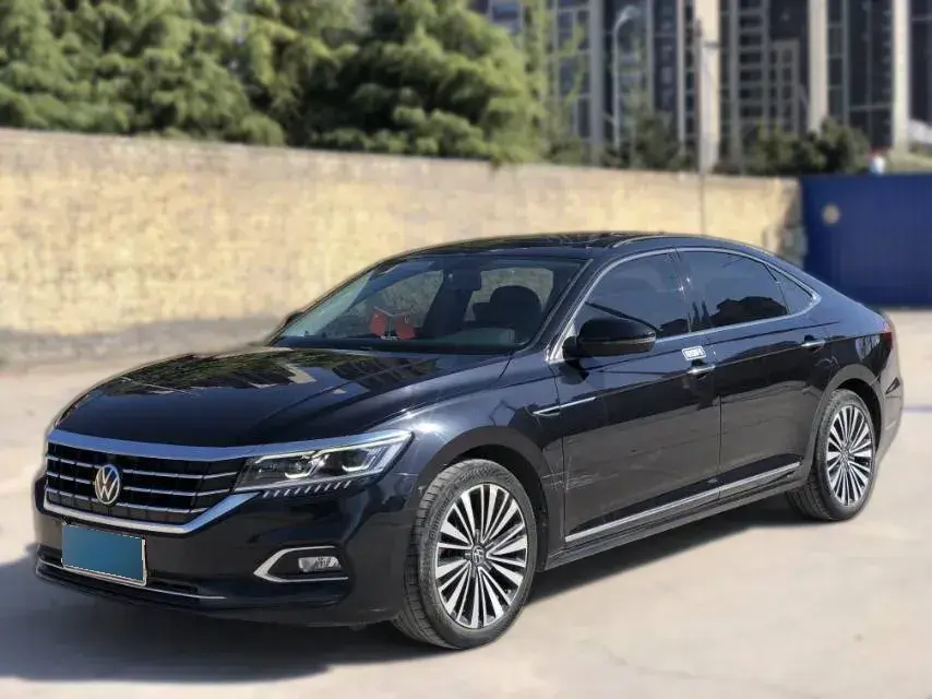 2021 Volkswagen Passat 2.0T 186HP L4 7DCT