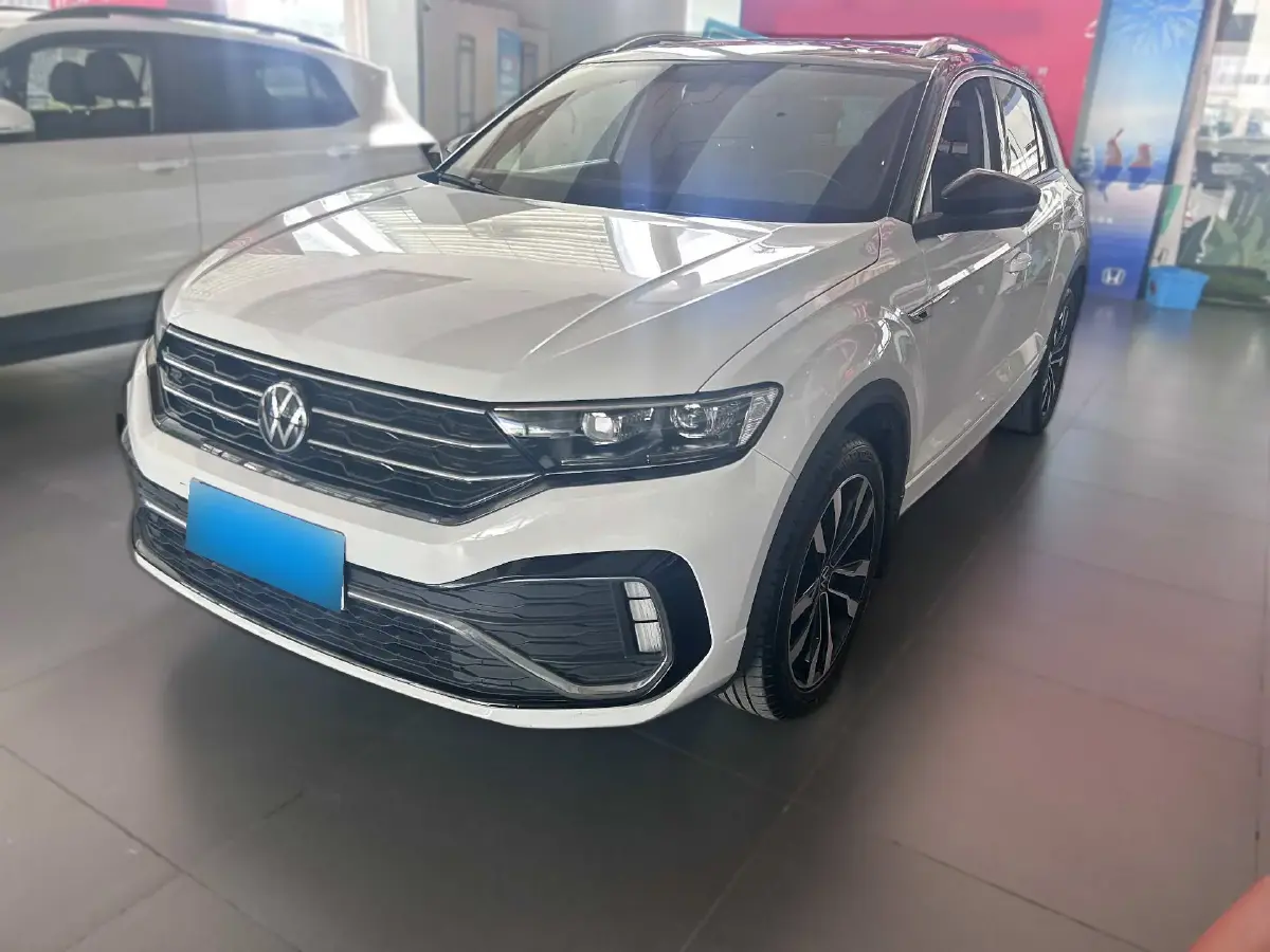 2022 Volkswagen T-Roc 1.4T 150HP L4 7DCT