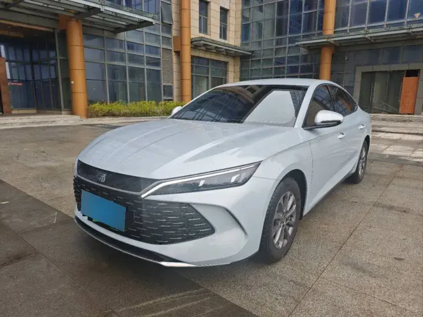 2024 BYD QinL 1.5L 101HP L4 E-CVT PHEV 10.08KWH