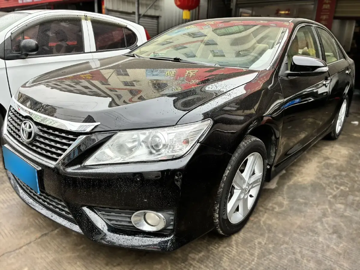 2012 Toyota Camry 2.0L 150HP L4 4AT