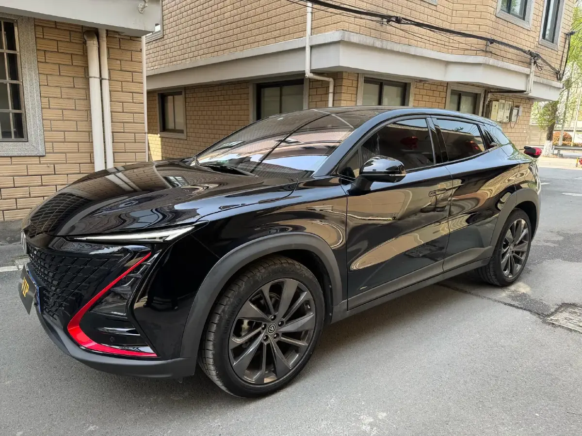 2020 ChangAn UNI-T 1.5T 180HP L4 7DCT 2020 ChangAn UNI-T 1.5T 180HP L4 7DCT