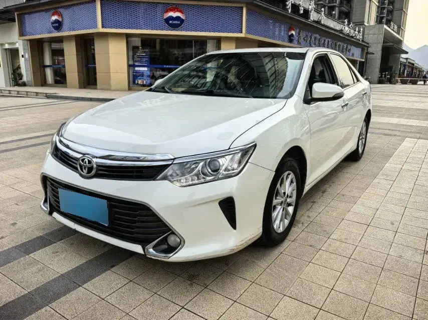 2016 Toyota Camry 2.0L 167HP L4 6AT