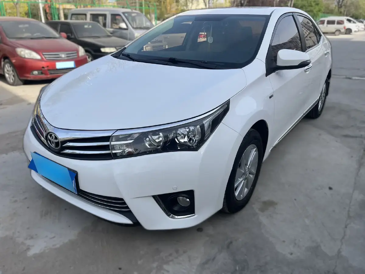 2014 Toyota Corolla 1.6L 122HP L4 CVT
