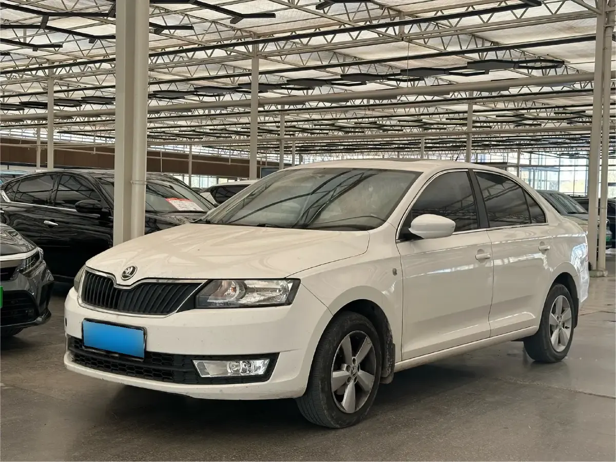2013 Skoda Rapid 1.6L 110HP L4 6AT