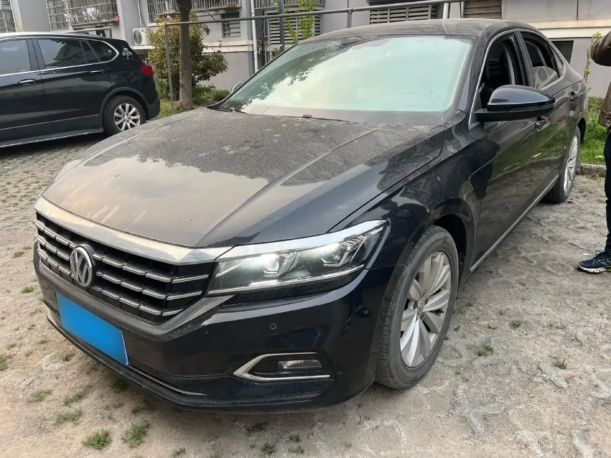 2020 Volkswagen Passat 2.0T 186HP L4 7DCT