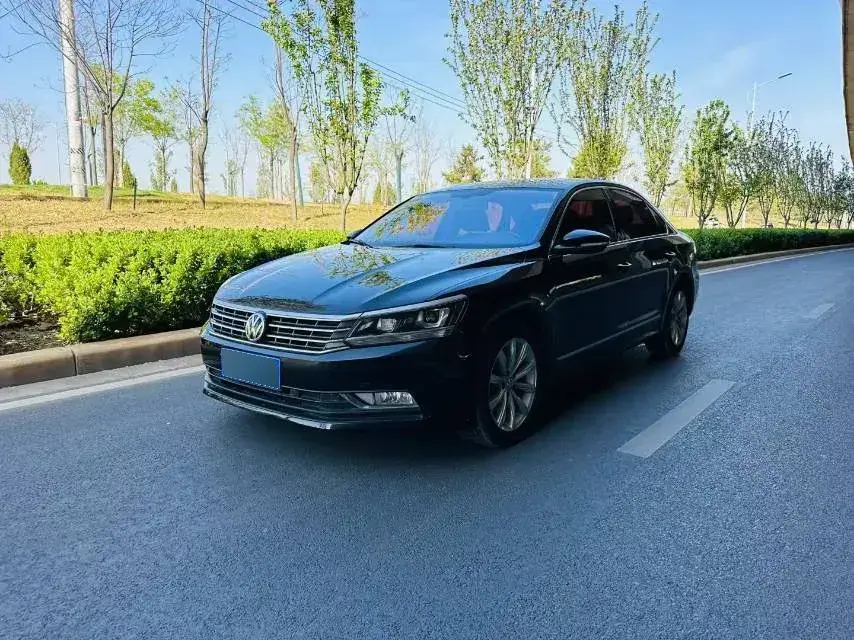 2017 Volkswagen Passat 1.4T 150HP L4 7DCT
