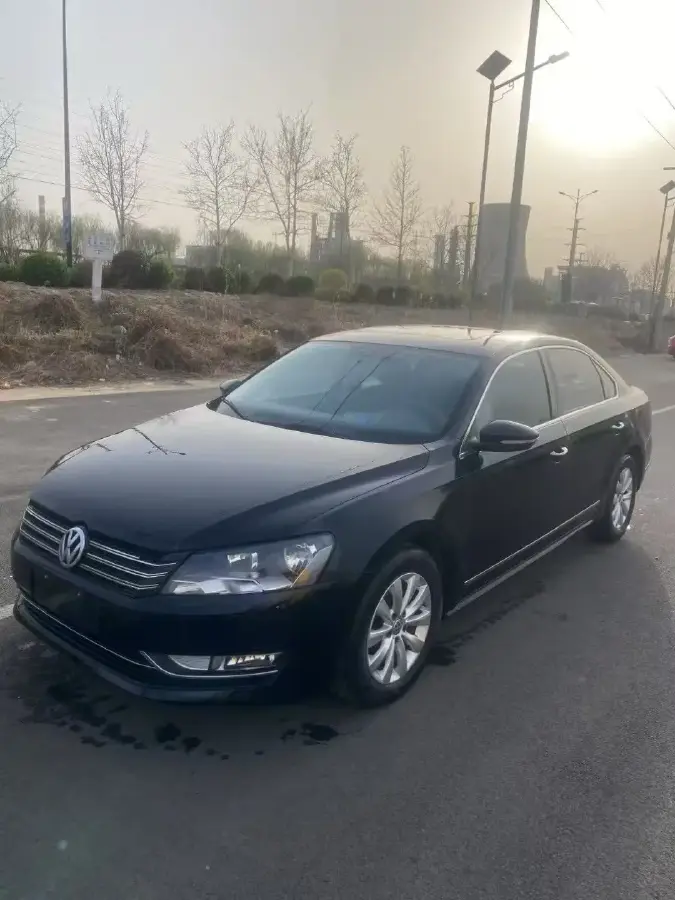 2013 Volkswagen Passat 1.8T 160HP L4 7DCT