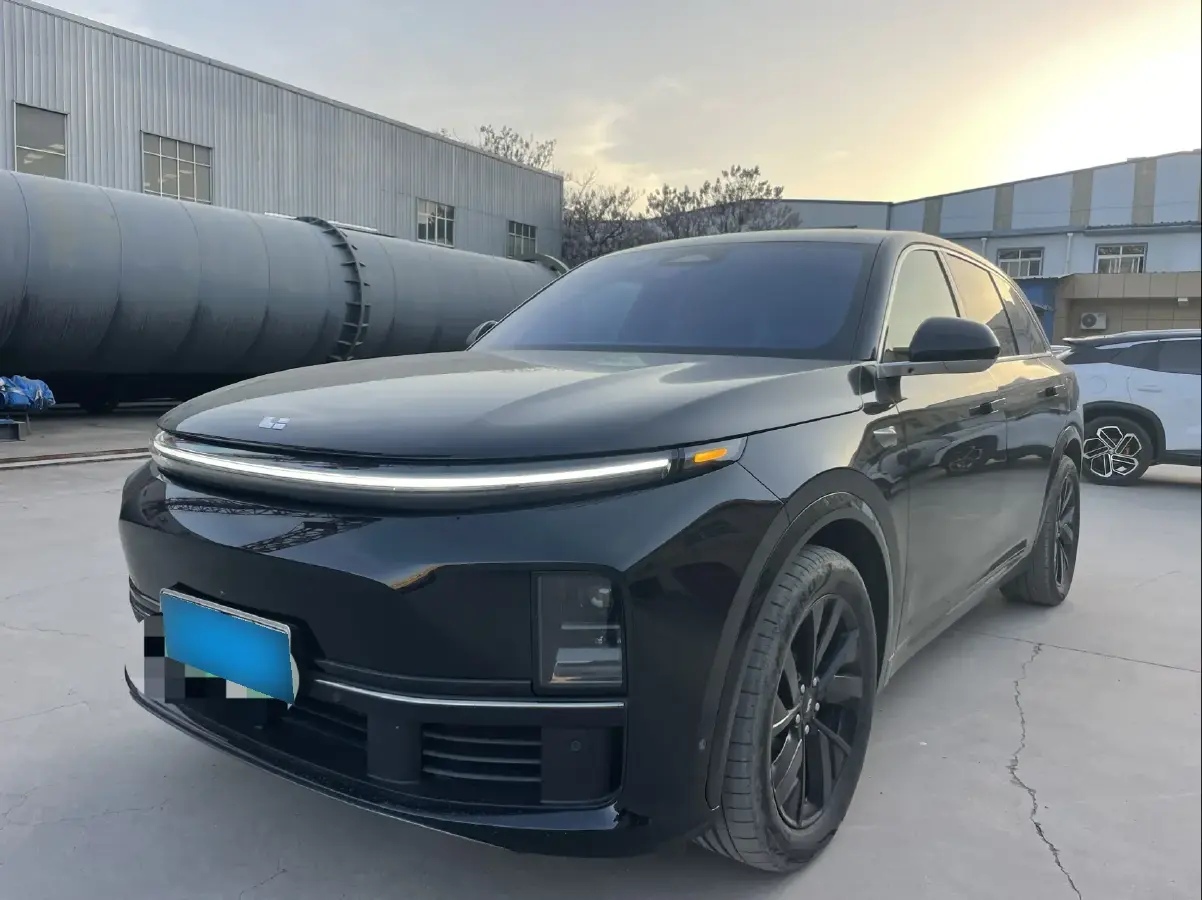 2023 Li L7 Range Extended 154HP REEV 40.9KWH